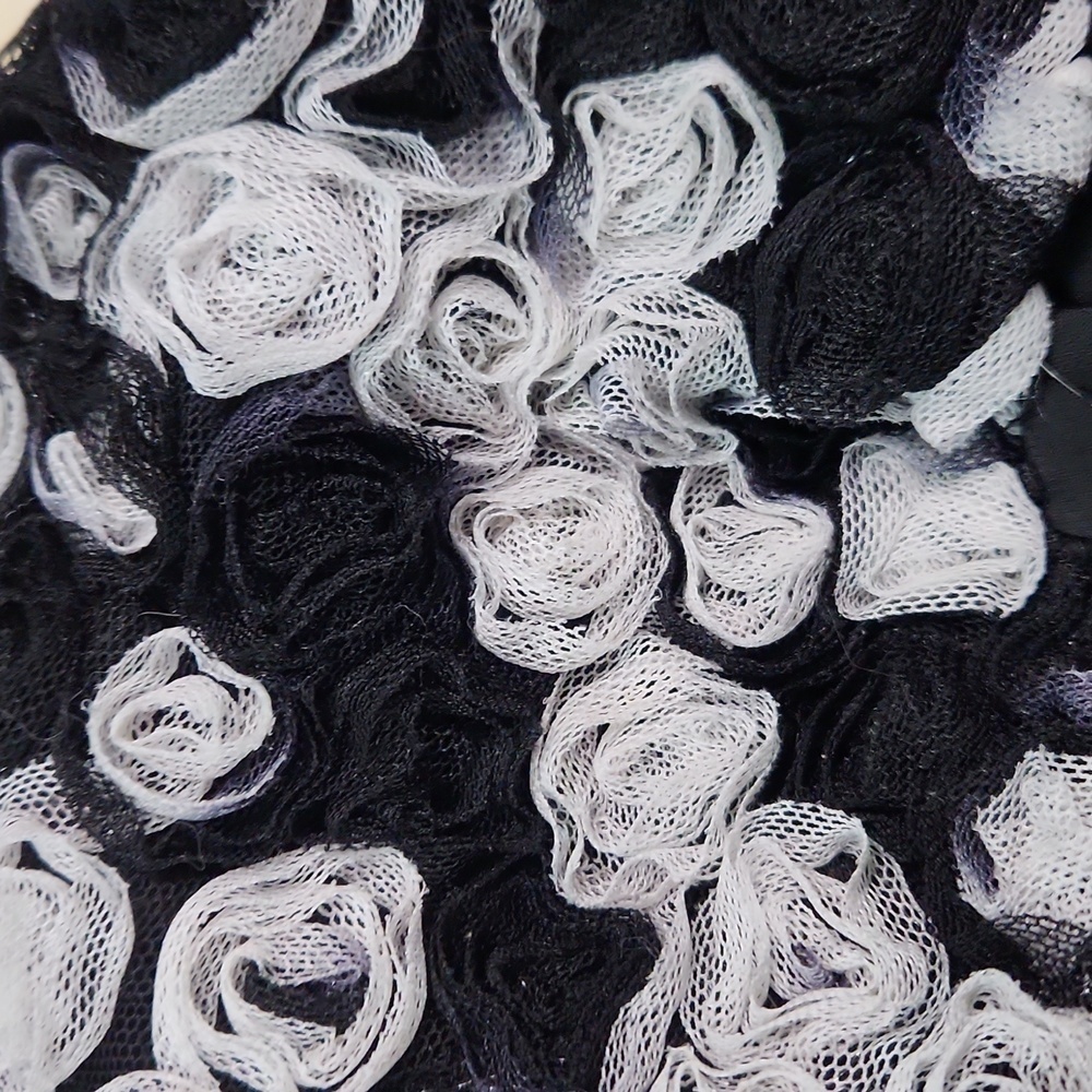 Flora Nikrooz Black Rosette Babydoll Lingerie - Picture 4 of 5